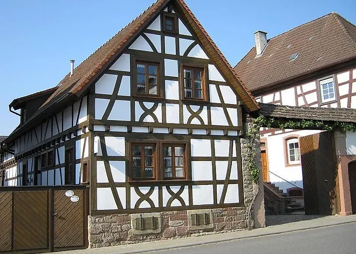 Lejlighed Gaestehaus Winzerhof Bader Heuchelheim-Klingen